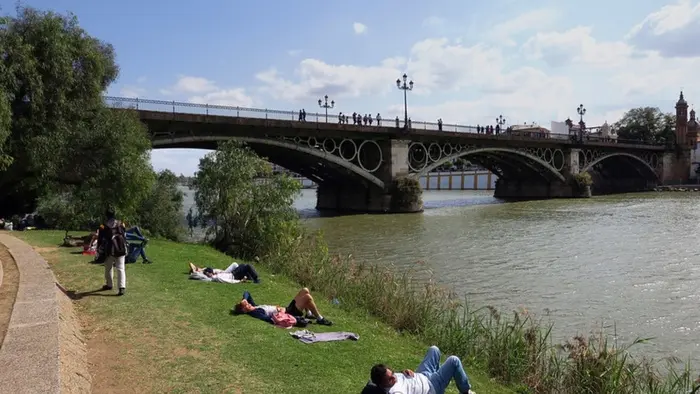 The Guadalquivir Riverfront Walk - Image 3