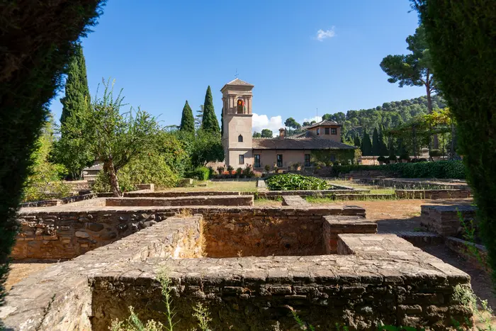 The Alhambra Approach & Torres Bermejas: A Guide to Granada's Historic Woods