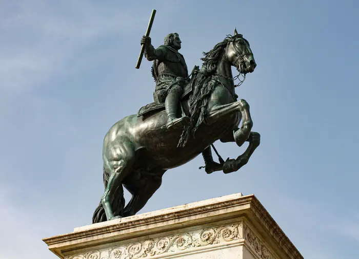 Puerta del Sol to Royal Madrid: The Dynamic Heart and Soul of the City