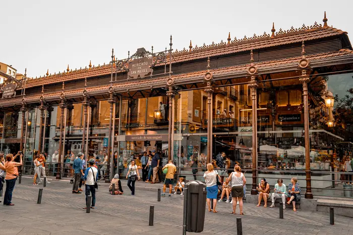 Mercado de San Miguel: A Primer on Madrid's Iconic Tapas Culture - Image 3