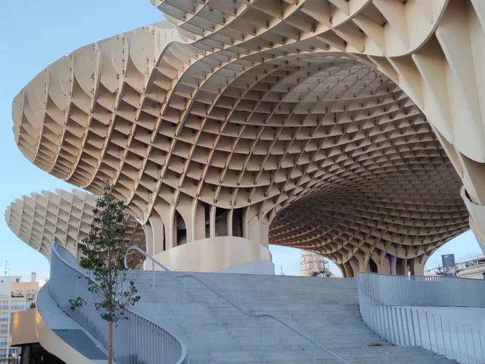 Metropol Parasol to the Macarena District: Modern Icons and Historic Quarters - Image 2