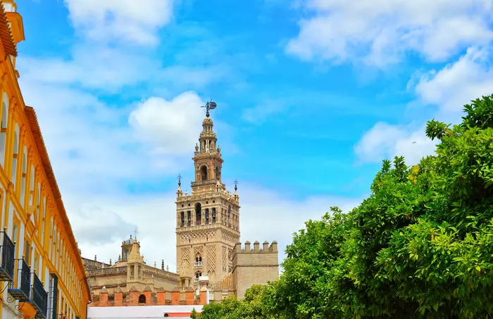Seville Cathedral & Giralda Tower: A Complete Look at the Icons of Seville